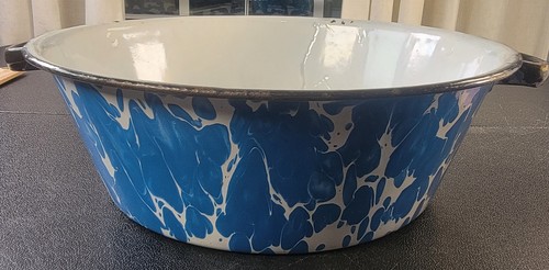 Vintage blue swirl - vintage, graniteware